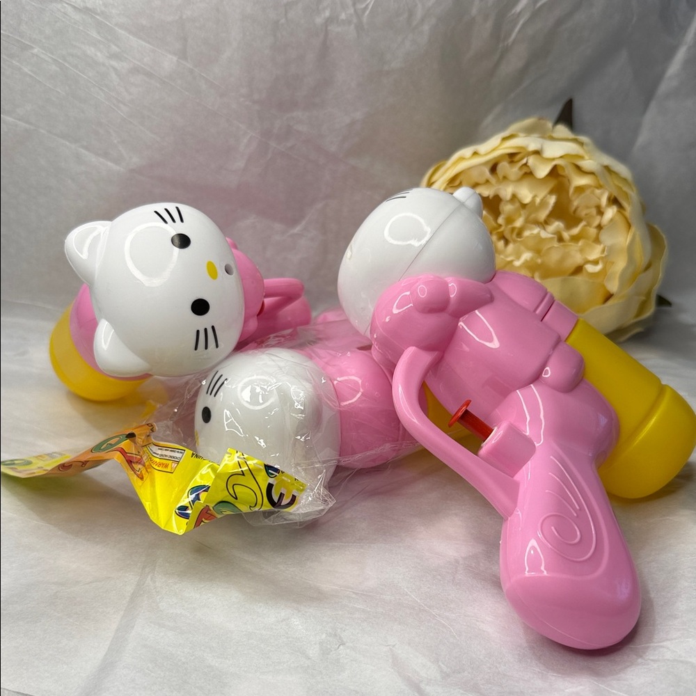 Hello Kitty Style Pink Water Gun—Kids Toy